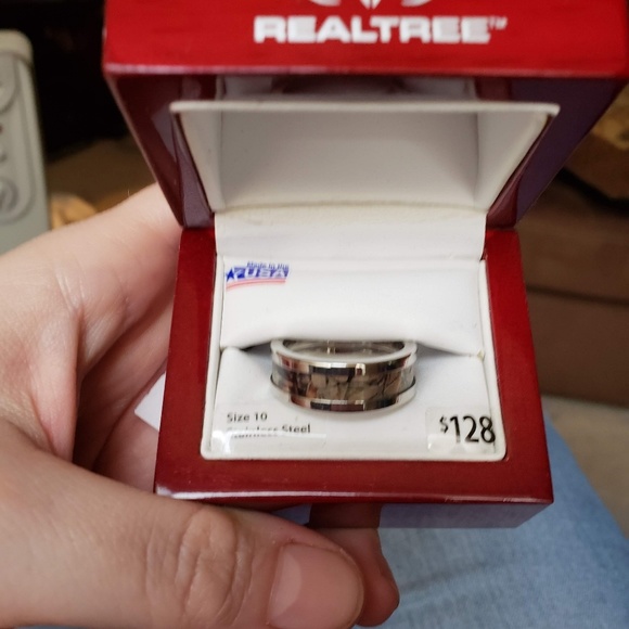 Jewelry N Stuff Authentic Realtree Max5 Camo Ring Black Ceramic Wedding Band Walmart Com Walmart Com